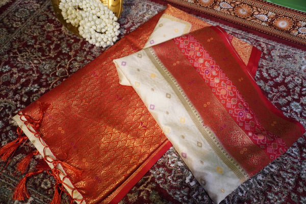 Ikat Saree – Off White with Red Border